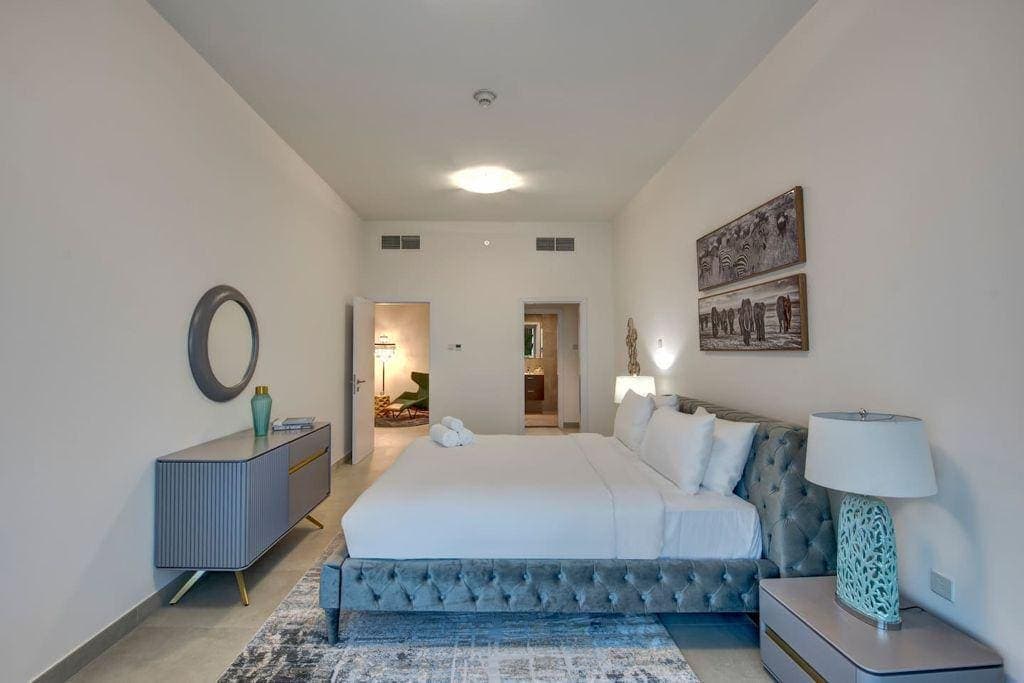 Marina Arcade Tower image 8