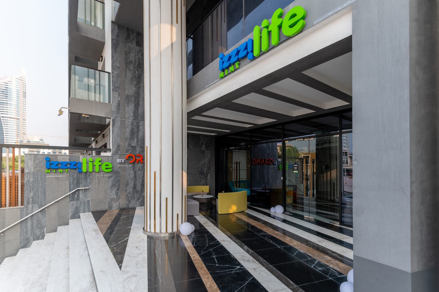 Izzzi.LifeMINT architecture