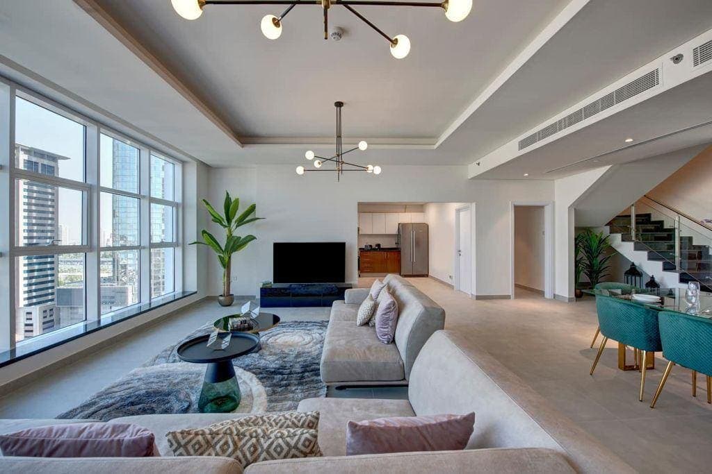 Marina Arcade Tower image 6