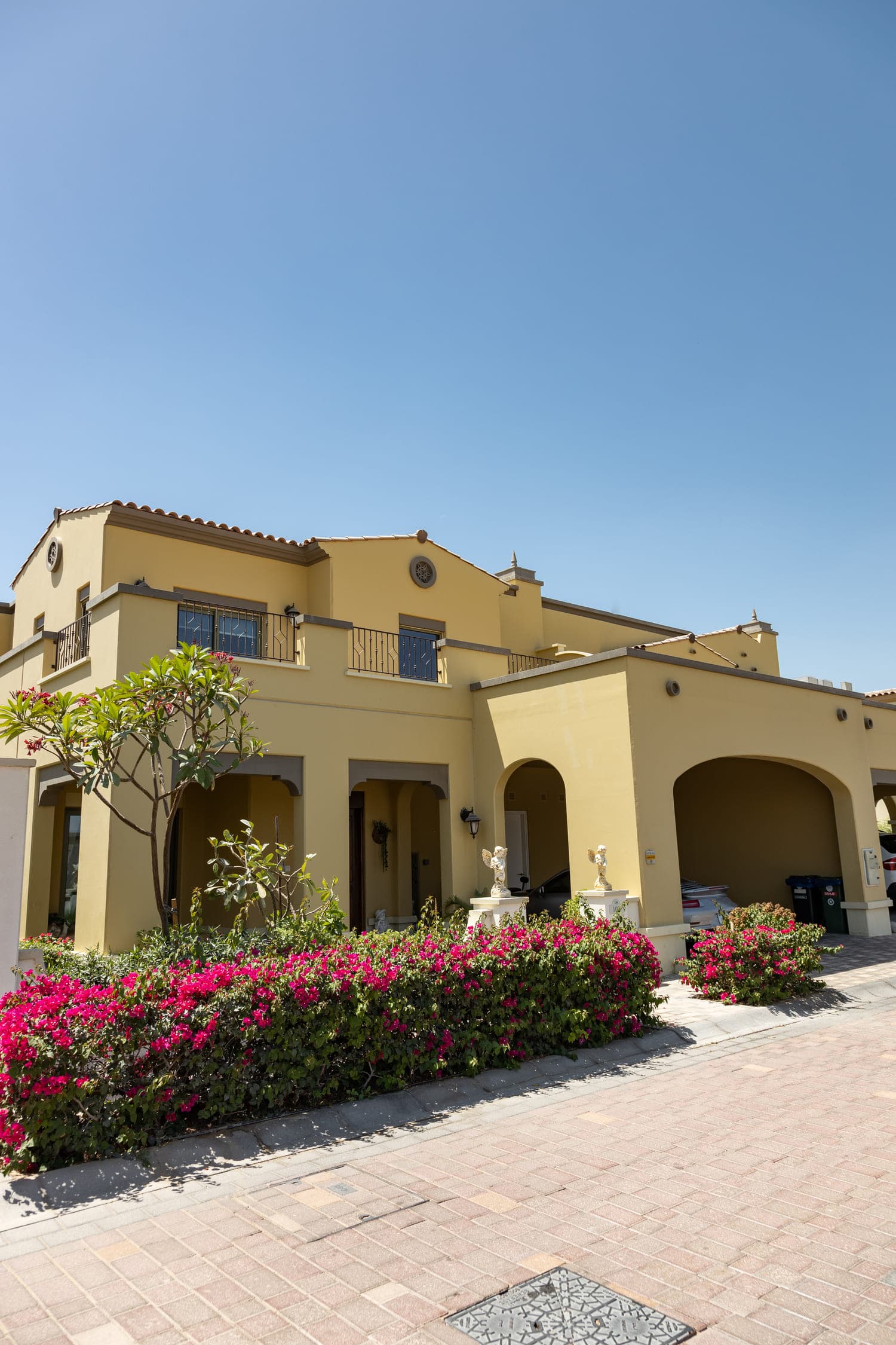 Mushrif Village architecture