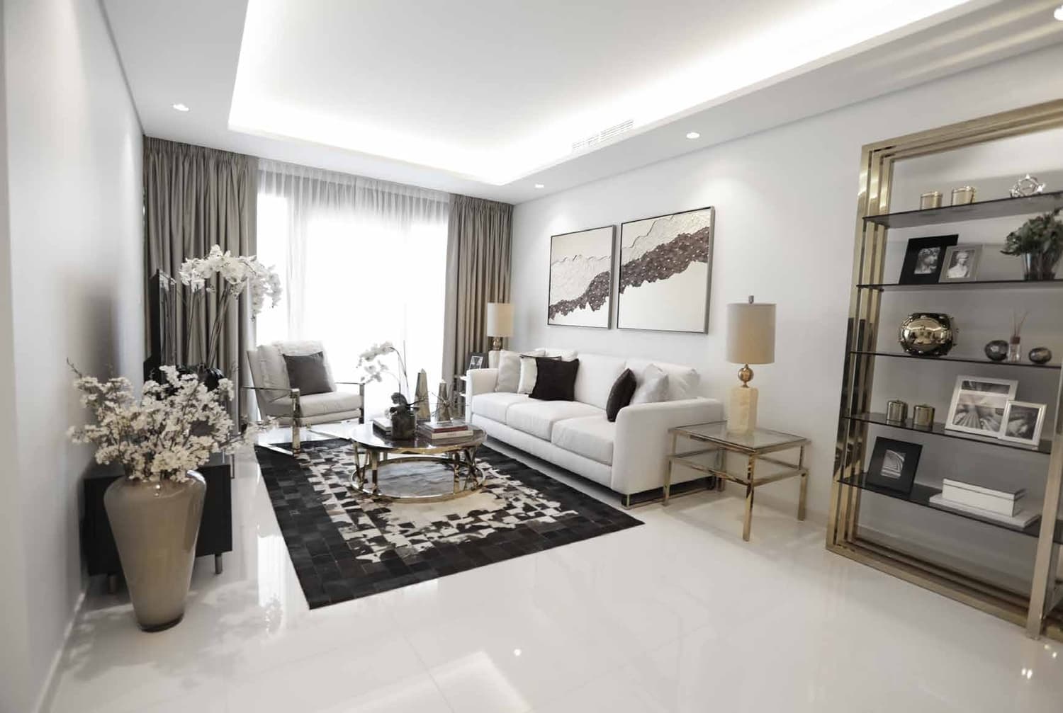 Paramount Tower Hotel And Residences image 4