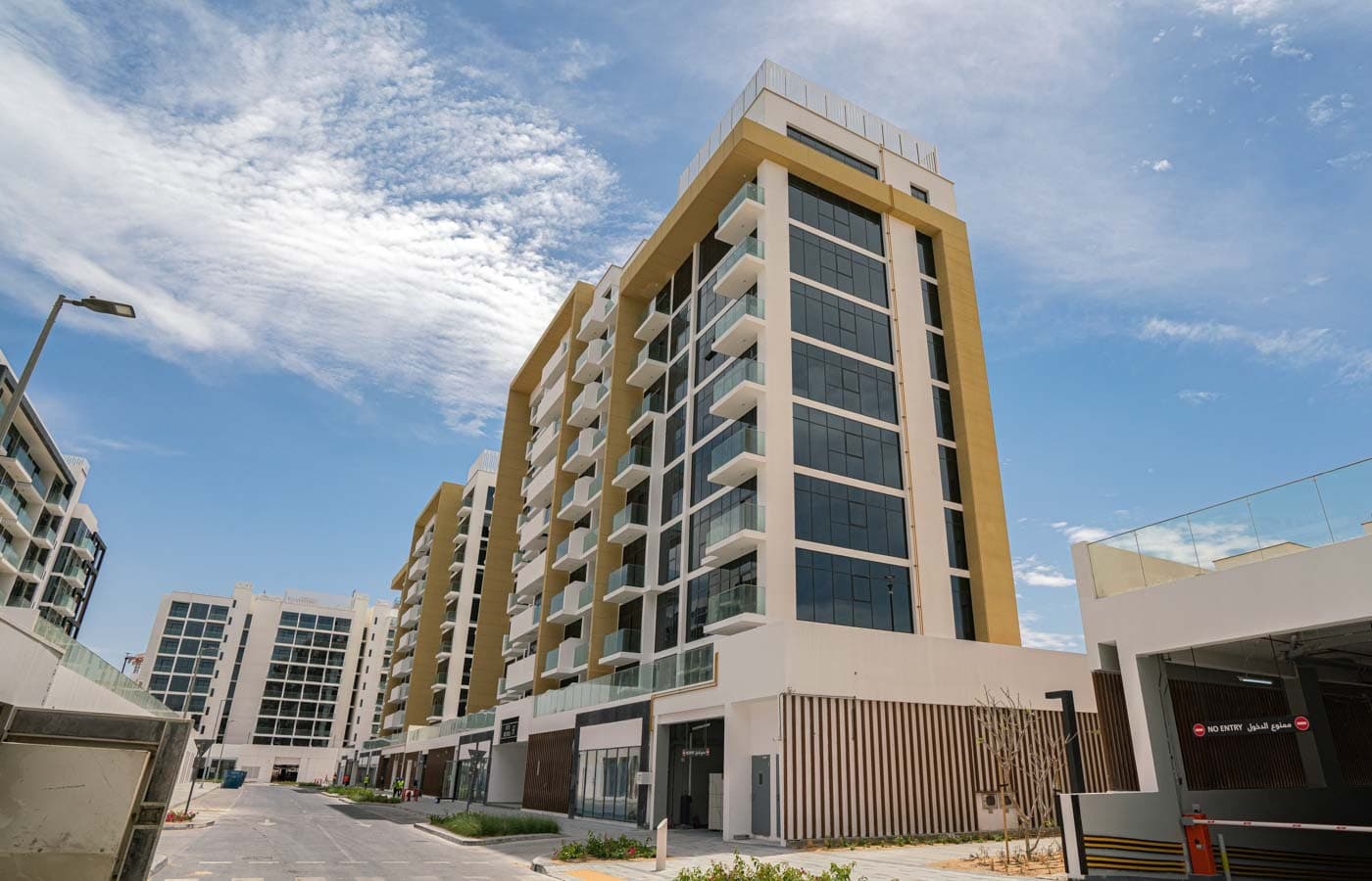 Riviera 31 image 2