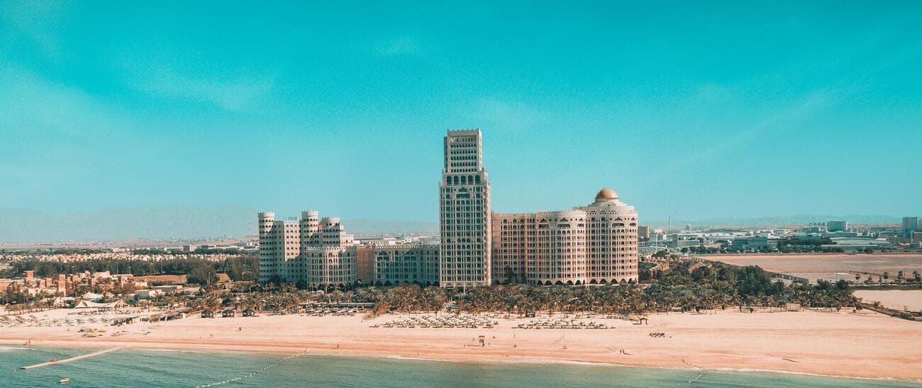 Waldorf Astoria Residences exterior view - Al Jazeera Al Hamra, Dubai - by Al Hamra