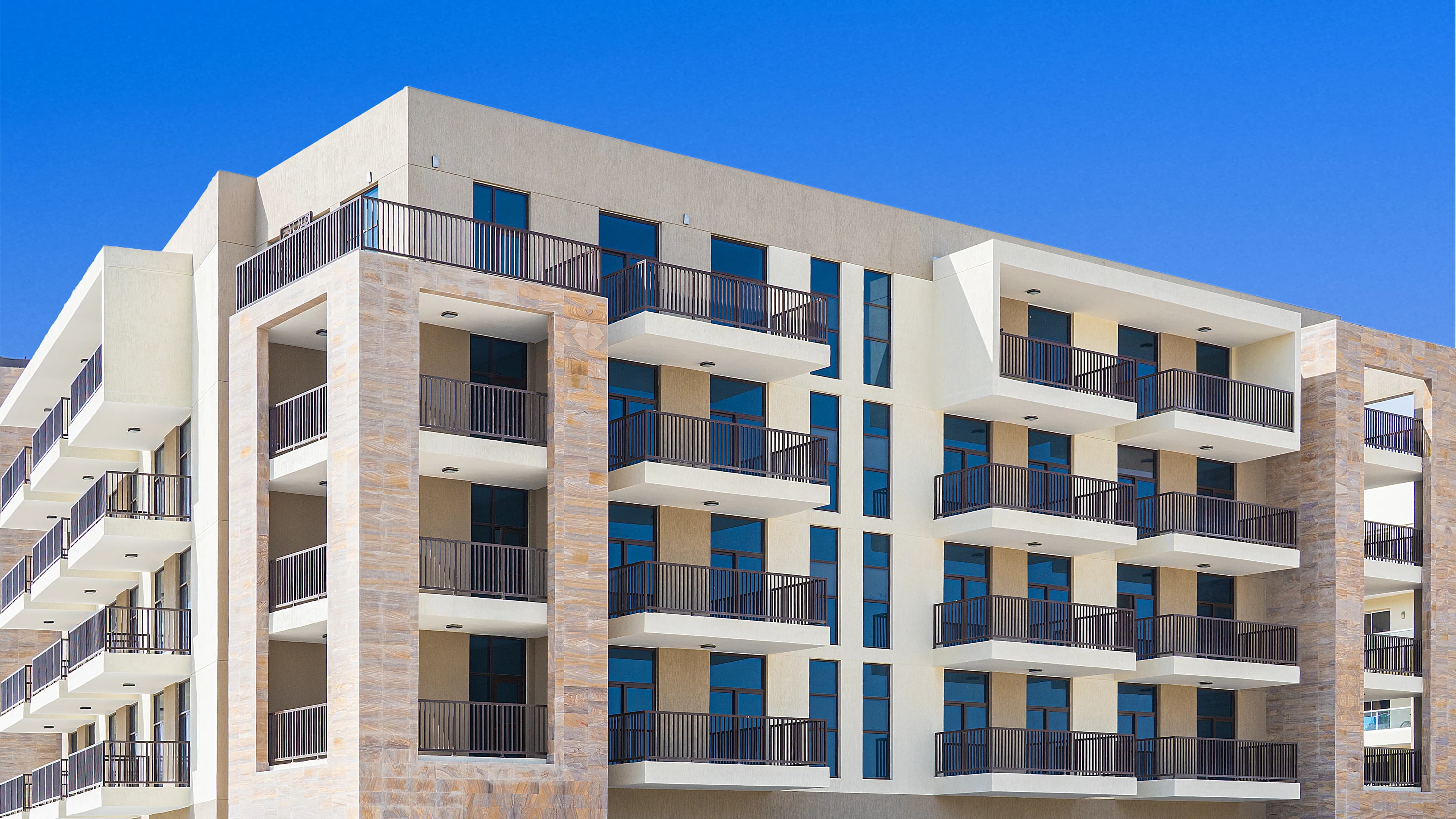 RR Residence image 2