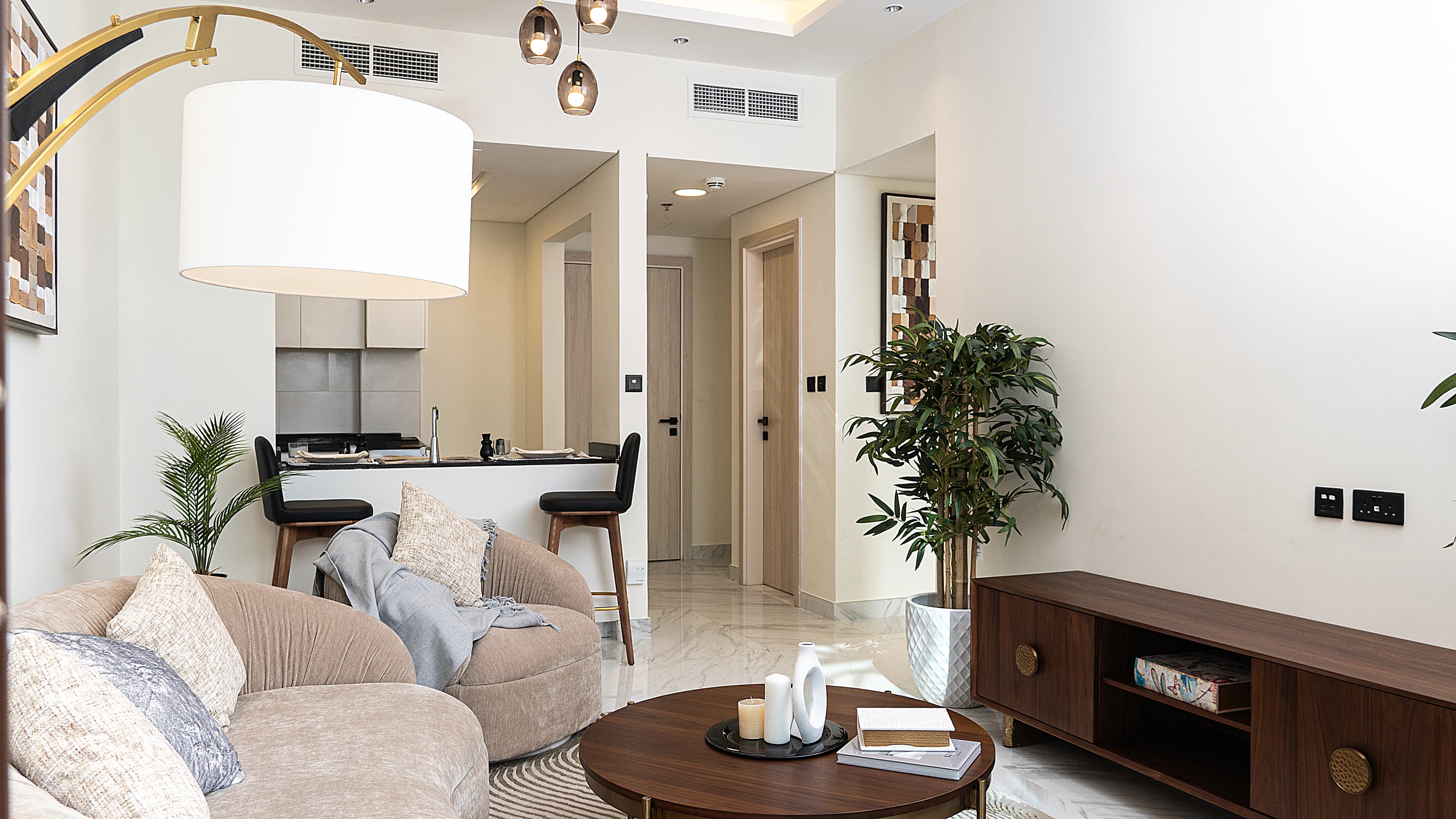 RR Residence image 10
