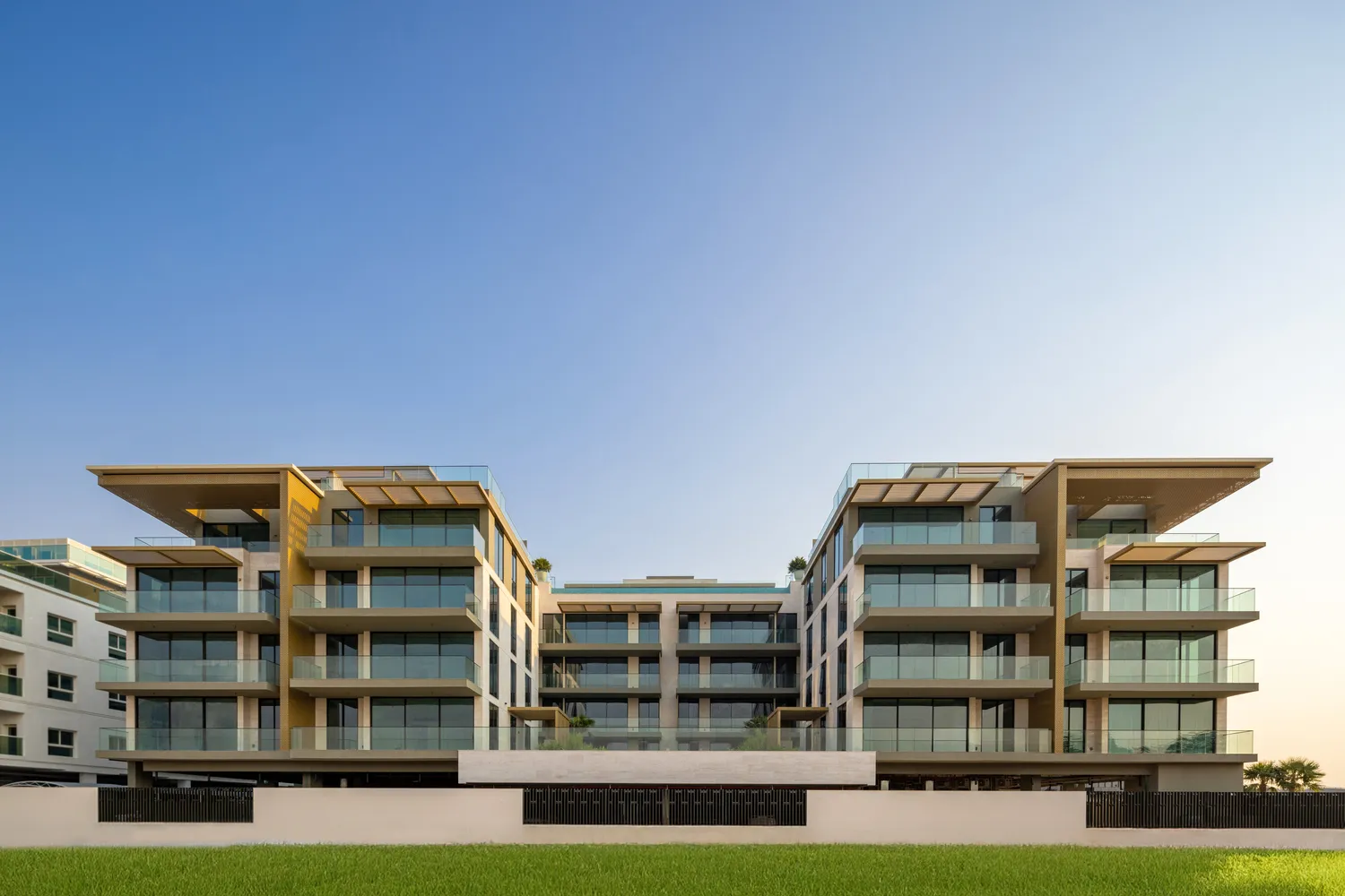 Flamingo LUX exterior view - Meydan (Nad Al Sheba  1), Dubai - by Eminent Real Estate Development