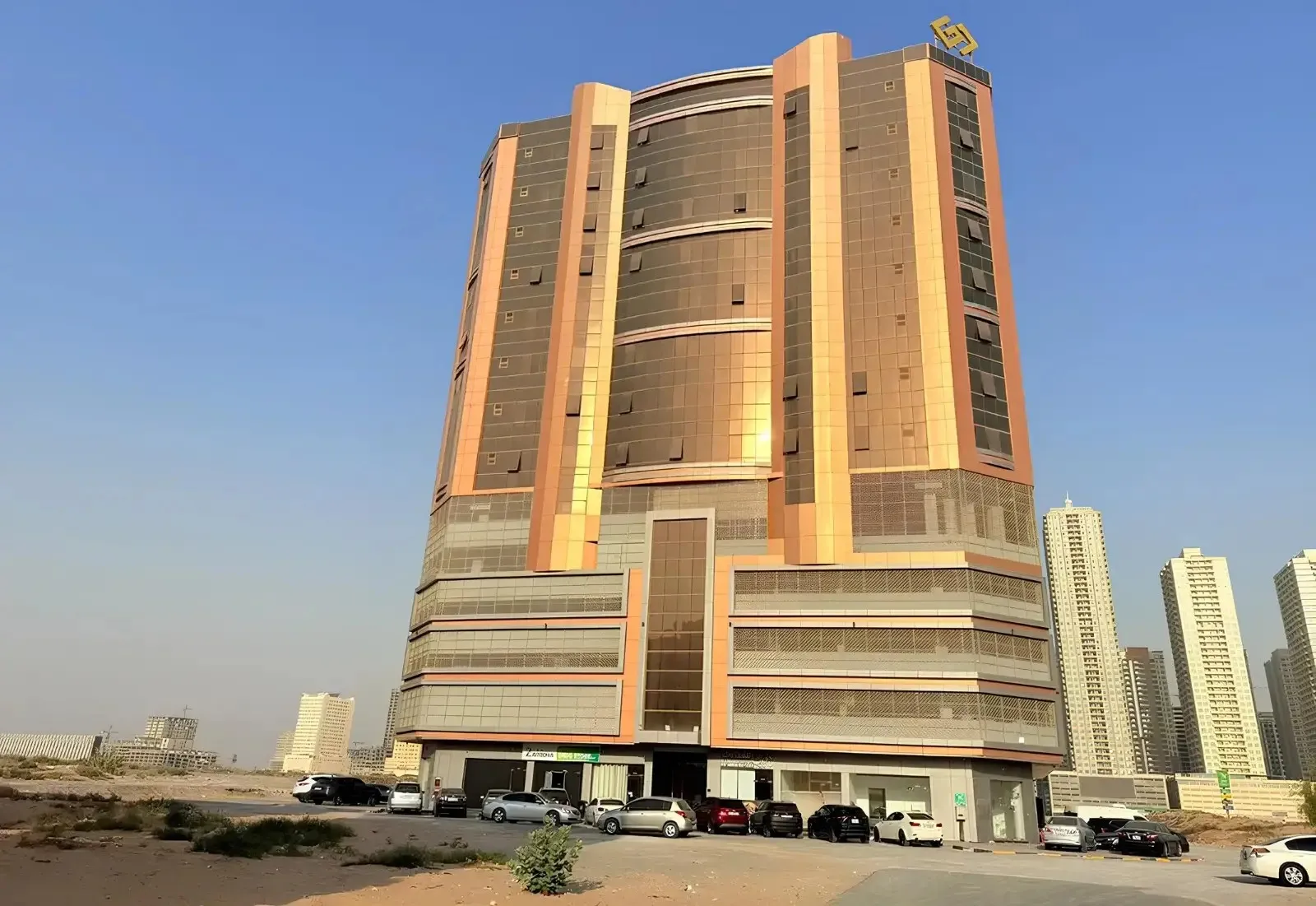 Al Ghoroub Tower exterior view - Ragayeb, Dubai - by GJ Properties