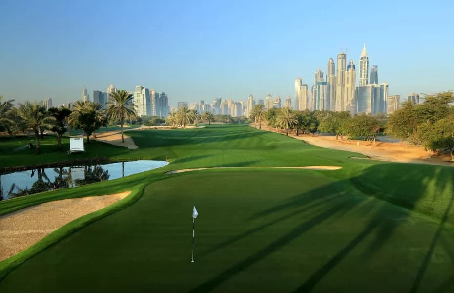 Al Hamra Waterfront amenity Golf Cours - Al Jazeera Al Hamra, Dubai - by Al Hamra