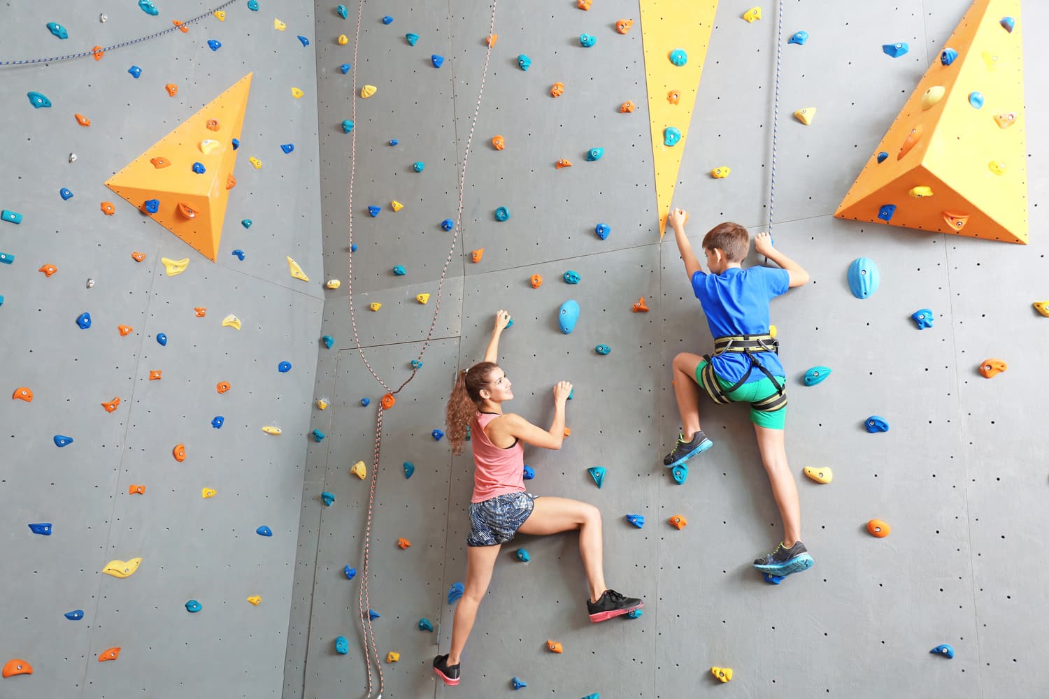 Belmont Residences amenity Kids’ And Adult Climbing Wall in JVT (Jumeirah Village Triangle), Dubai, by Ellington