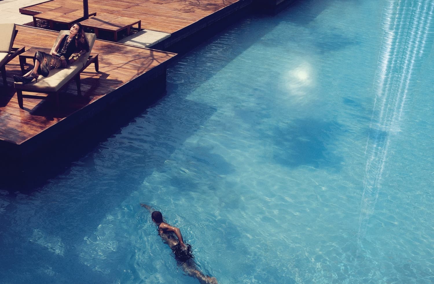 BLVD Crescent amenity Swimming Pool in Downtown Dubai, Dubai, by Emaar