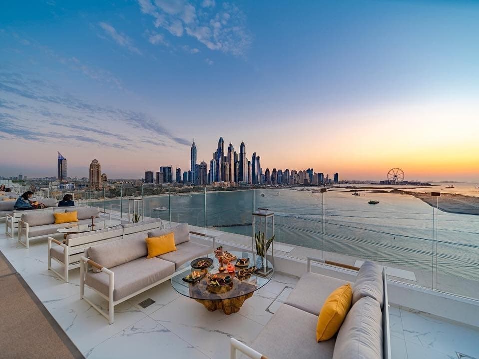 Palm Beach Tower 3 amenity Rooftop Restaurant With Viewing Gallery - Dubai Marina, Dubai - by Nakheel