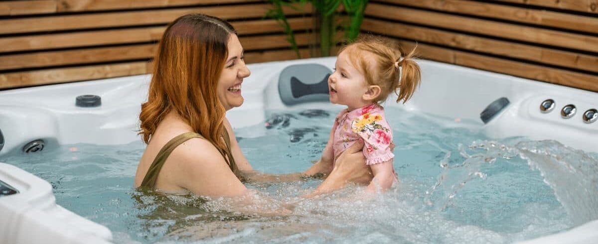 Reef 999 amenity Jacuzzi - Jebel Ali Village, Dubai - by Reef Luxury Development