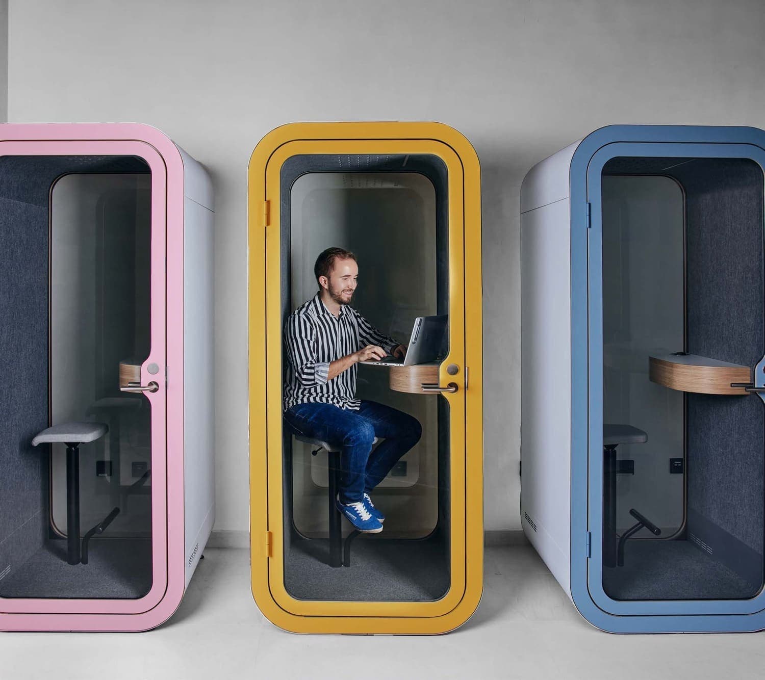 Rove Home Downtown amenity Soundproof Meeting Pods - Downtown Dubai, Dubai - by Irth Development