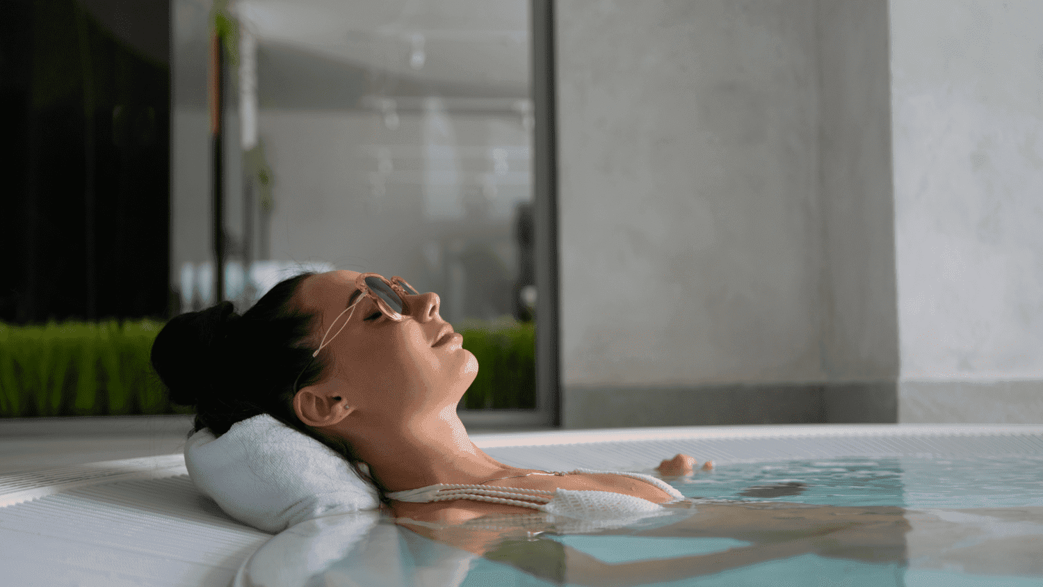 Rove Home Marasi Drive amenity Jacuzzi - Business Bay, Dubai - by Irth Development