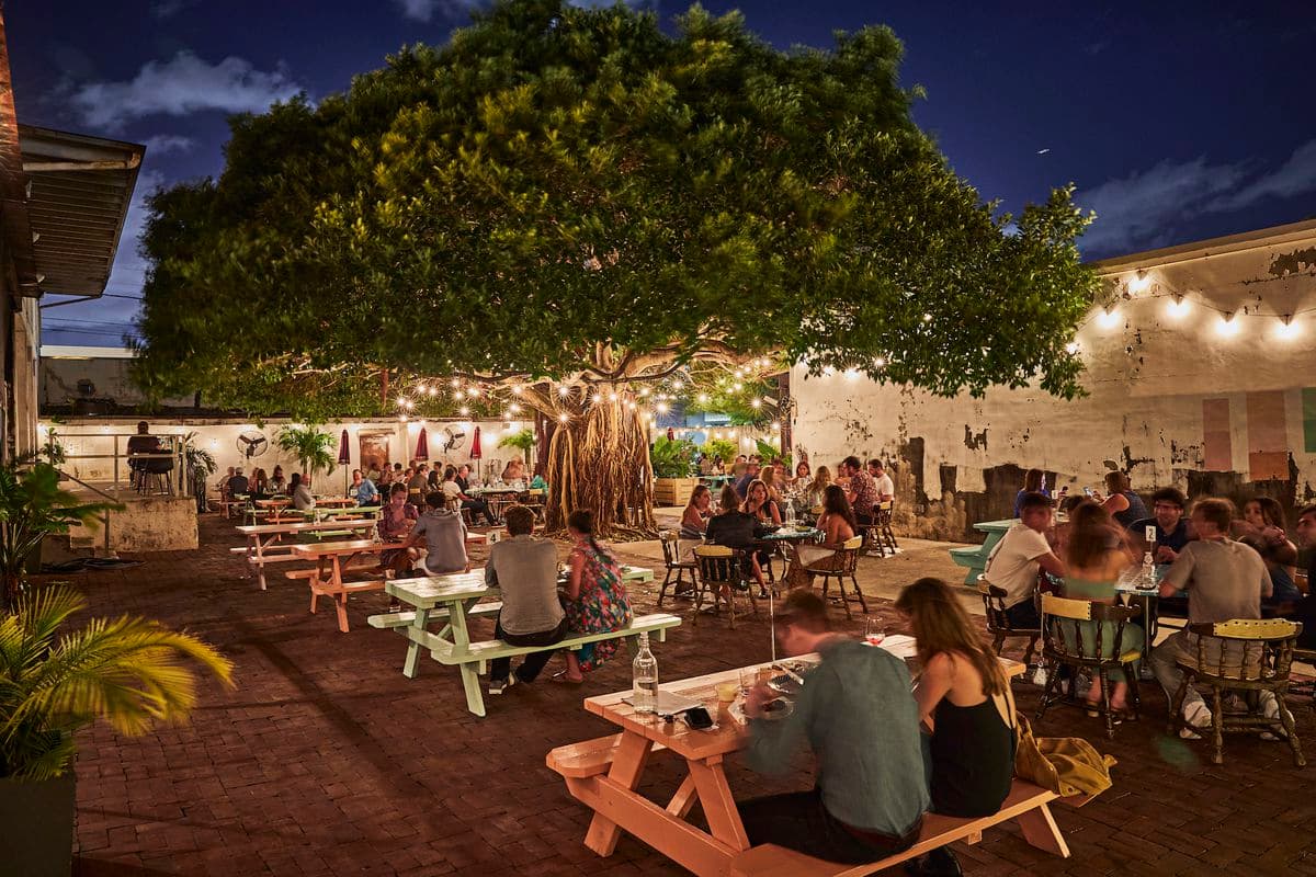 Safa One de Grisogono amenity Leisure Dining Options - Safa Park, Dubai - by DAMAC