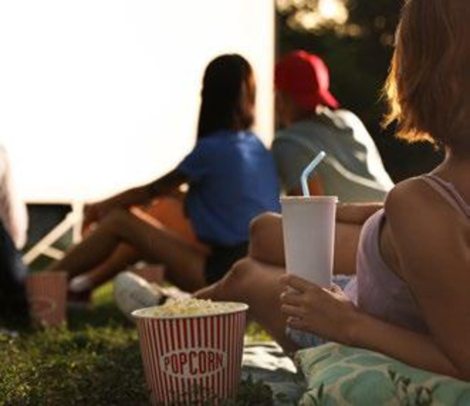 Samana Sky Views amenity Outdoor Cinema - Dubai Production City, Dubai - by Samana