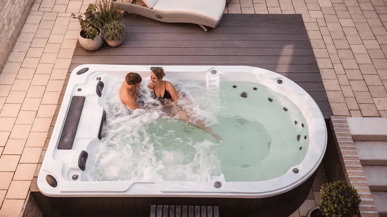Sanctuary amenity Jacuzzi - Ras Al Khor, Dubai - by Prestige One Developments