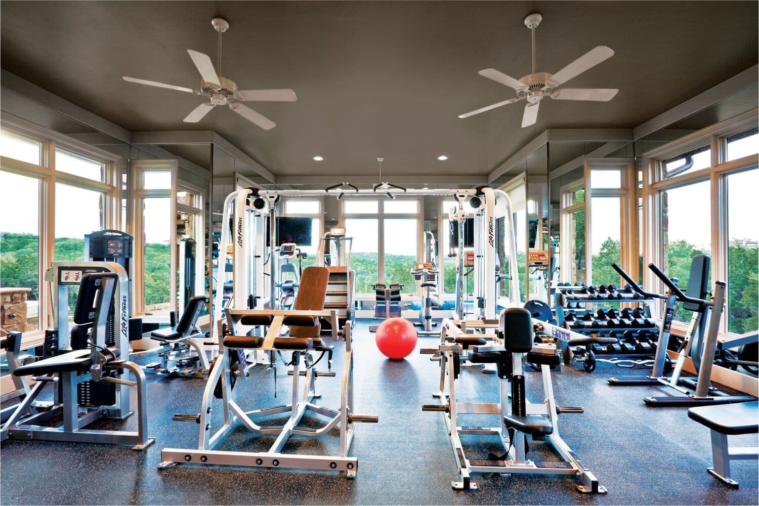 The Great Escape 2 amenity State-Of-The-Art Gym - Muscat Governorate, Dubai - by Dar Global
