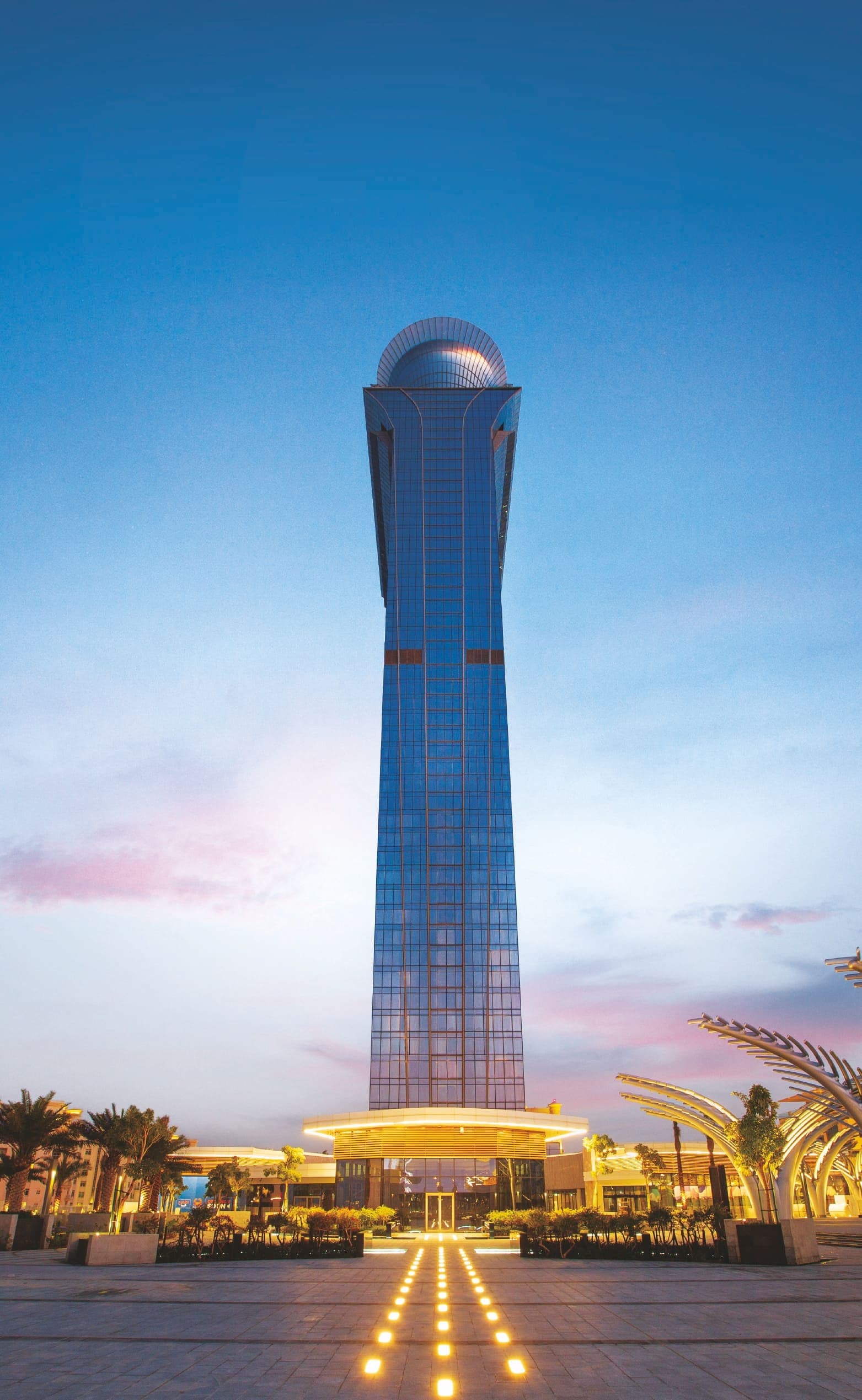 The Palm Tower exterior view - Palm Jumeirah, Dubai - by Nakheel