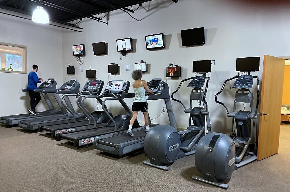 The Royal Breeze Residences amenity Gym - Al Jazeera Al Hamra, Dubai - by Al Hamra
