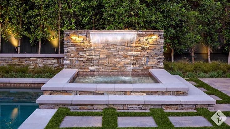 Villa Elaine amenity Outdoor Water Features - Palm Jumeirah, Dubai - by Amali Properties